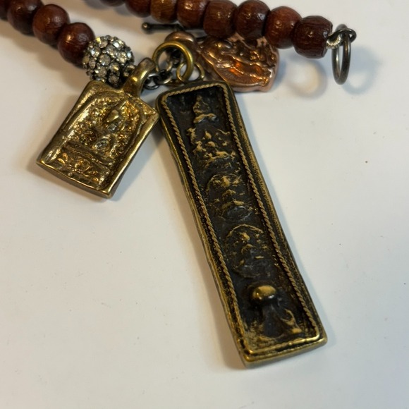 Necklace Buddha Amulet Wood Beads Retired Stella and Dot Design - Picture 7 of 9